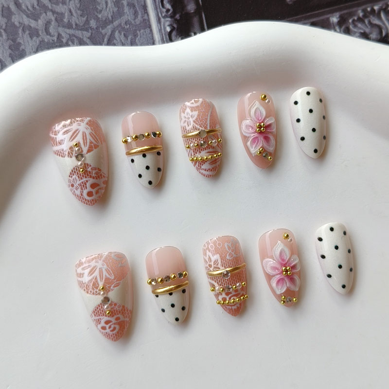 10Pcs 3D Gilded White Lace Flo - Nail Art Press On recension och pris